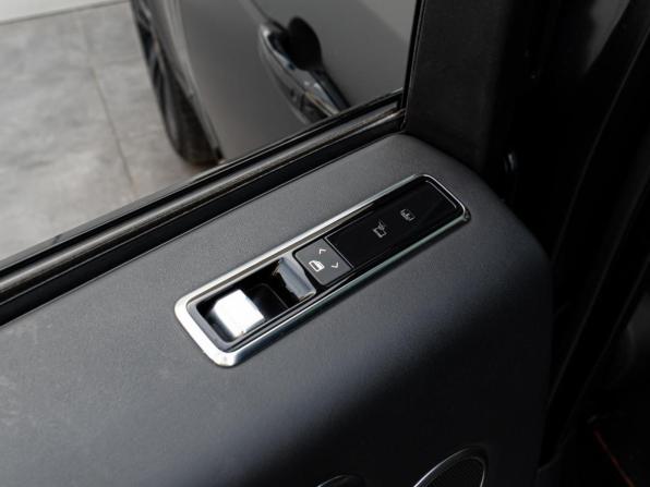 Land Rover Range Rover IV Рестайлинг с пробегом 2018 года, цена 7 150 000 рублей, 139273 км, внедорожник, Автокод Объявления