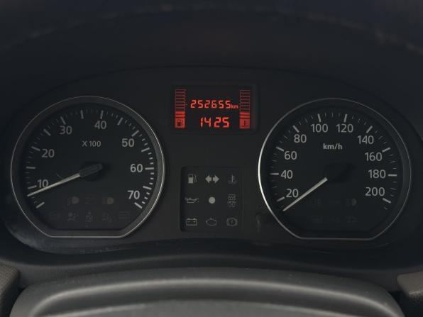 Renault Logan I Рестайлинг с пробегом 2011 года, цена 359 000 рублей, 252640 км, седан, Автокод Объявления