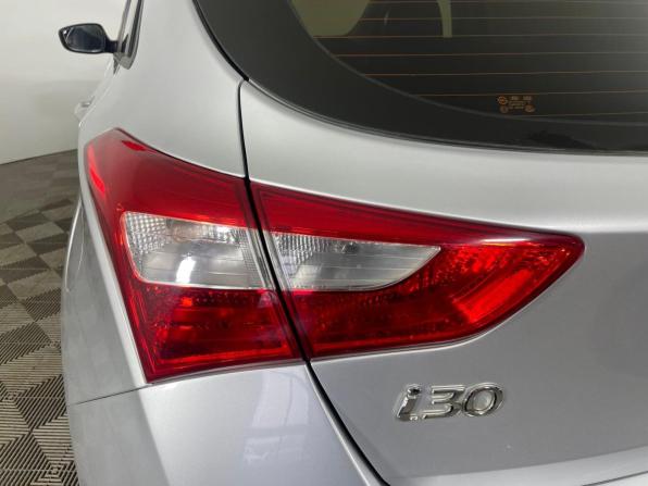 Hyundai i30 II с пробегом 2013 года, цена 890 000 рублей, 115000 км, хэтчбек, Автокод Объявления
