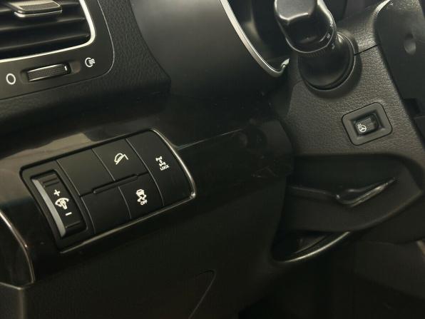 Kia Sorento II Рестайлинг с пробегом 2013 года, цена 1 380 000 рублей, 259131 км, внедорожник, Автокод Объявления