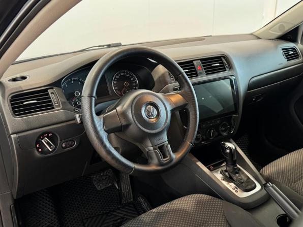 Volkswagen Jetta VI с пробегом 2014 года, цена 860 000 рублей, 198185 км, седан, Автокод Объявления