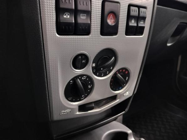Renault Logan I с пробегом 2009 года, цена 330 000 рублей, 130555 км, седан, Автокод Объявления