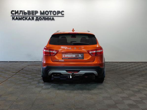 Lada (ВАЗ) Vesta I с пробегом 2018 года, цена 920 000 рублей, 133670 км, универсал, Автокод Объявления