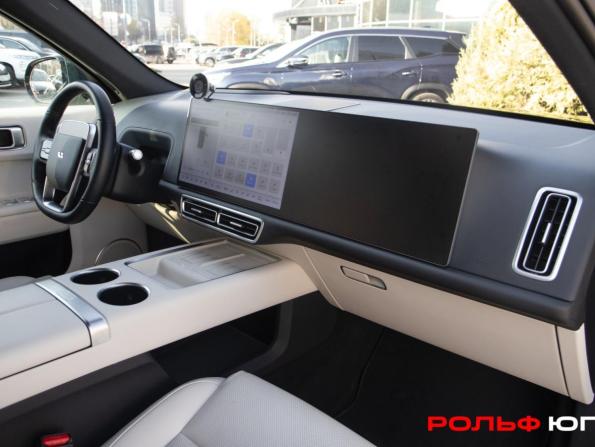 Li Auto (Lixiang) L7 I Рестайлинг с пробегом 2025 года, цена 7 388 000 рублей, 32890 км, внедорожник, Автокод Объявления