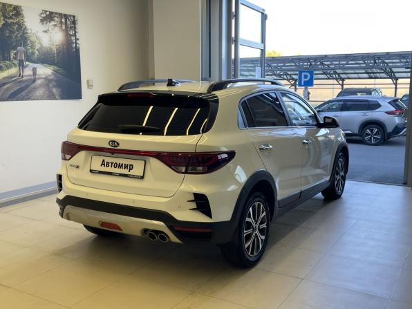 Kia Rio IV Рестайлинг с пробегом 2021 года, цена 1 695 000 рублей, 56100 км, хэтчбек, Автокод Объявления