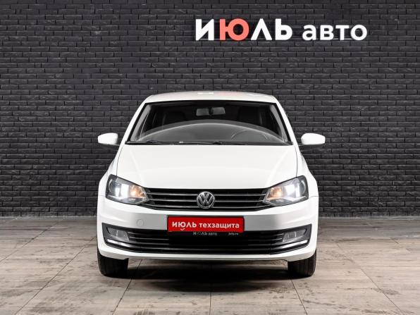 Volkswagen Polo V Рестайлинг с пробегом 2015 года, цена 750 000 рублей, 176991 км, седан, Автокод Объявления