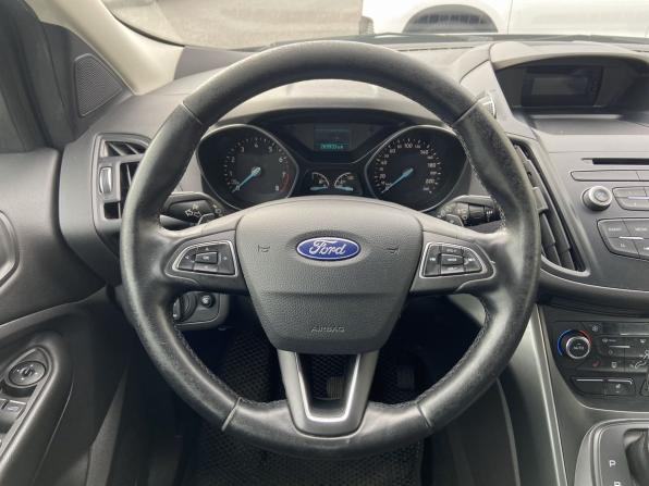 Ford Kuga II Рестайлинг с пробегом 2018 года, цена 980 000 рублей, 285000 км, внедорожник, Автокод Объявления