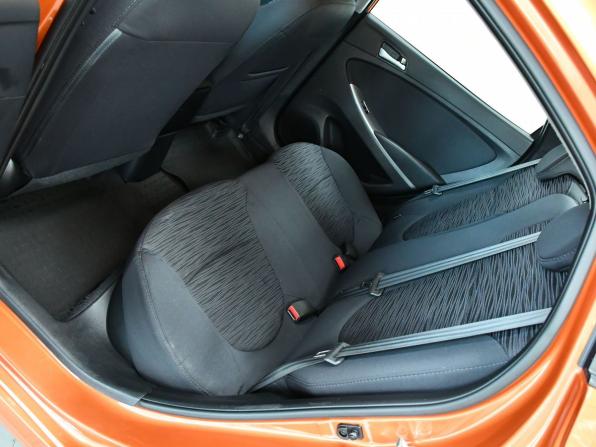 Hyundai Solaris I Рестайлинг с пробегом 2015 года, цена 1 087 000 рублей, 115808 км, седан, Автокод Объявления