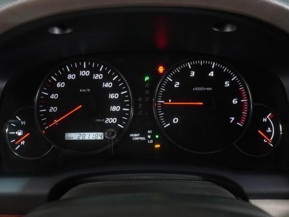 Toyota Land Cruiser Prado 120 Series Рестайлинг с пробегом 2007 года, цена 2 199 000 рублей, 281184 км, внедорожник, Автокод Объявления