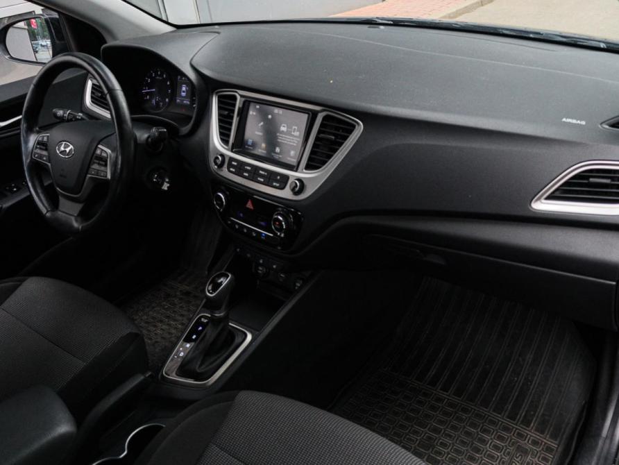Hyundai Solaris II Москва  - изображение 8