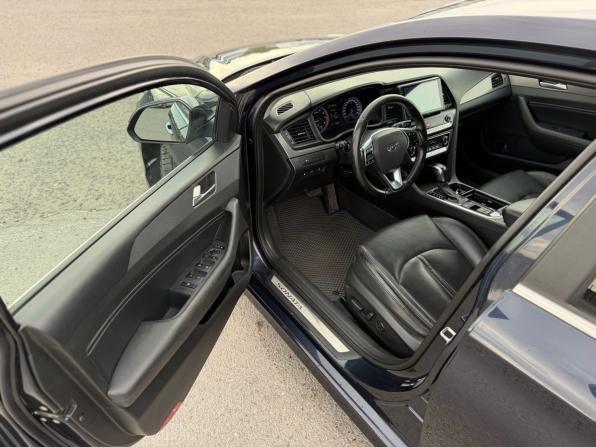 Hyundai Sonata VII (LF) Рестайлинг с пробегом 2017 года, цена 1 790 000 рублей, 125000 км, седан, Автокод Объявления