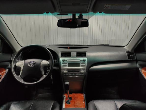 Toyota Camry VI (XV40) Рестайлинг с пробегом 2010 года, цена 1 250 000 рублей, 232600 км, седан, Автокод Объявления