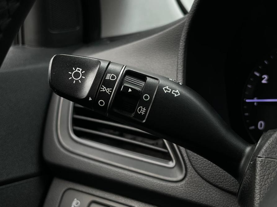 Hyundai Solaris II Санкт-Петербург  - изображение 17