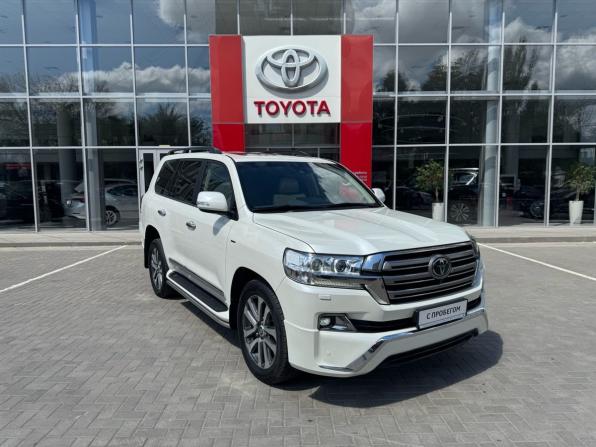 Toyota Land Cruiser 200 Series Рестайлинг 2 с пробегом 2019 года, цена 7 440 000 рублей, 182619 км, внедорожник, Автокод Объявления