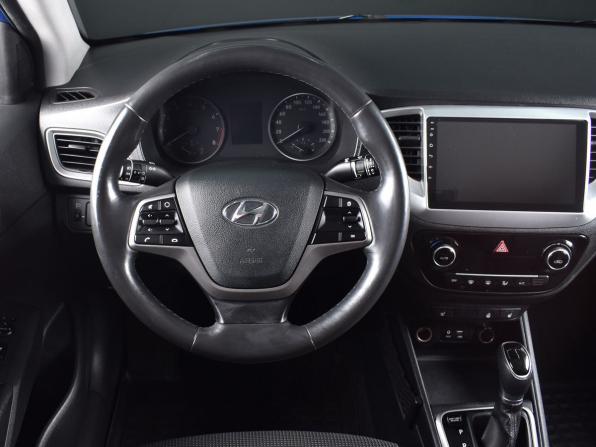 Hyundai Solaris II с пробегом 2019 года, цена 1 299 999 рублей, 151050 км, седан, Автокод Объявления