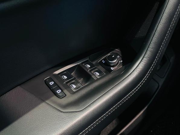 Volkswagen Touareg III с пробегом 2019 года, цена 5 150 000 рублей, 135823 км, внедорожник, Автокод Объявления
