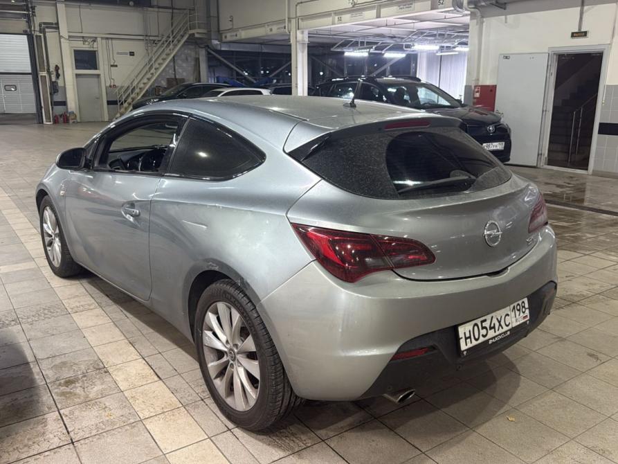 Opel Astra J Рестайлинг Санкт-Петербург  - изображение 4