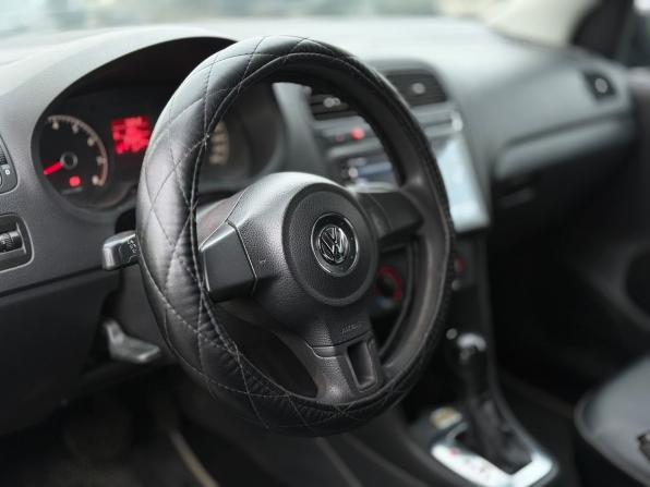 Volkswagen Polo V с пробегом 2011 года, цена 629 000 рублей, 173415 км, седан, Автокод Объявления
