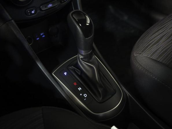 Hyundai Solaris I Рестайлинг с пробегом 2015 года, цена 1 219 000 рублей, 51033 км, седан, Автокод Объявления