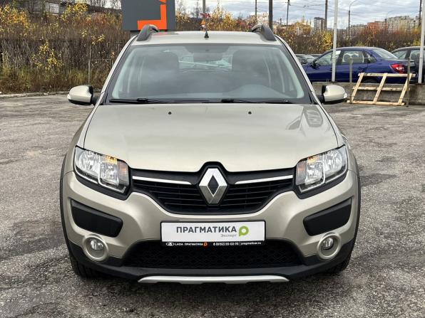 Renault Sandero II с пробегом 2017 года, цена 949 000 рублей, 93350 км, хэтчбек, Автокод Объявления