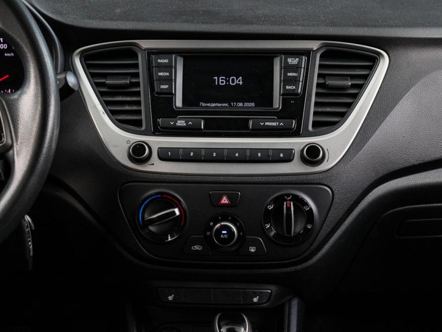 Hyundai Solaris II Москва  - изображение 10