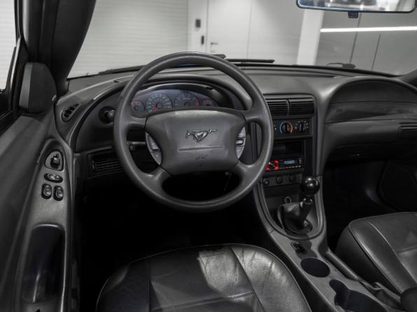 Ford Mustang IV Рестайлинг с пробегом 2004 года, цена 675 000 рублей, 97350 км, купе, Автокод Объявления
