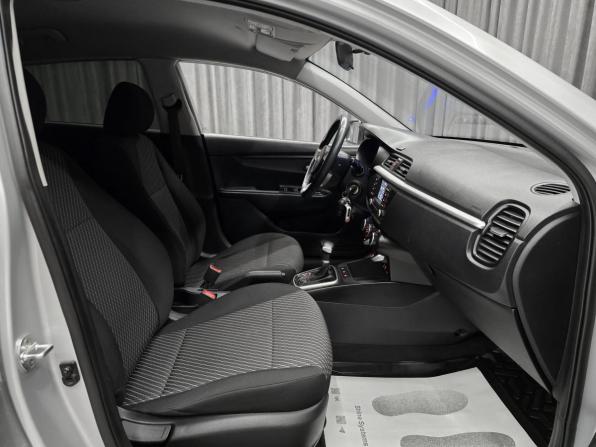 Kia Rio IV с пробегом 2019 года, цена 1 245 000 рублей, 111000 км, хэтчбек, Автокод Объявления