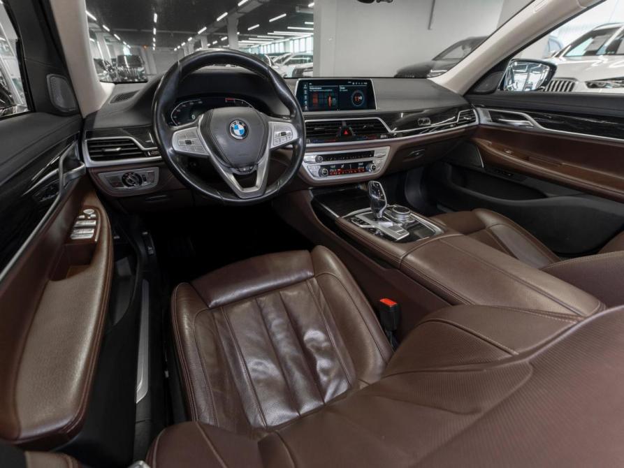 BMW 7 серии VI (G11/G12) Рестайлинг Москва  - изображение 7