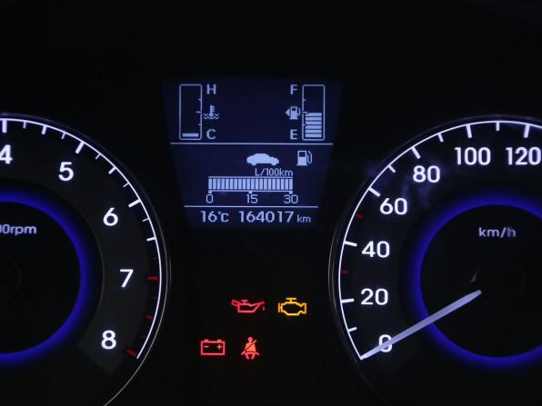 Hyundai Solaris I Рестайлинг с пробегом 2014 года, цена 700 000 рублей, 164000 км, седан, Автокод Объявления