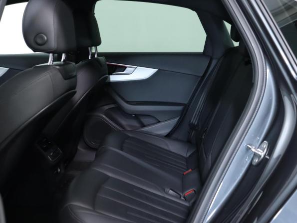 Audi A4 V (B9) Рестайлинг с пробегом 2021 года, цена 3 035 000 рублей, 66100 км, седан, Автокод Объявления