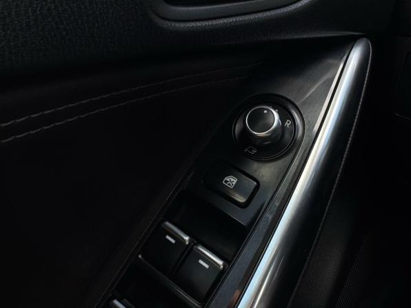 Mazda 6 III (GJ) Рестайлинг с пробегом 2016 года, цена 1 640 500 рублей, 232198 км, седан, Автокод Объявления