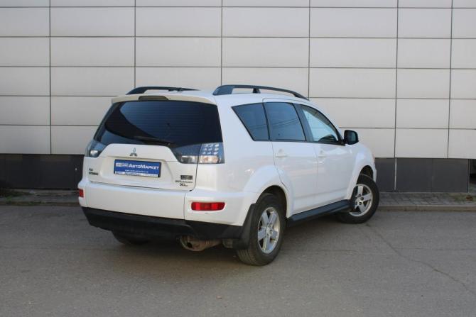 Mitsubishi Outlander II Рестайлинг с пробегом 2010 года, цена 850 000 рублей, 294893 км, внедорожник, Автокод Объявления