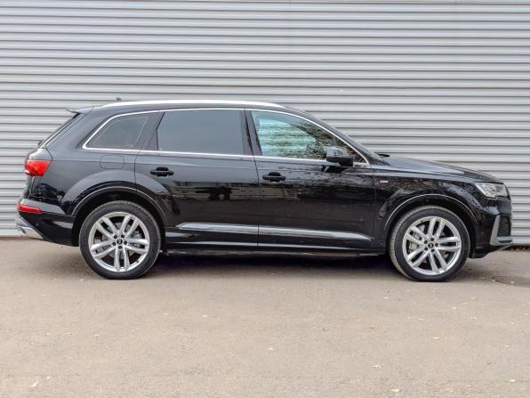 Audi Q7 II (4M) Рестайлинг с пробегом 2023 года, цена 8 700 000 рублей, 55750 км, внедорожник, Автокод Объявления