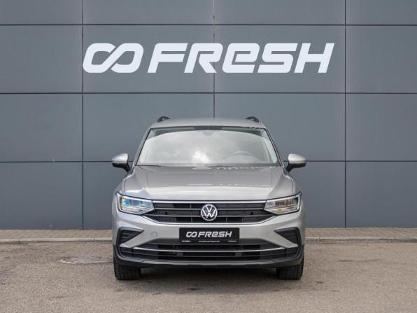 Volkswagen Tiguan II Рестайлинг с пробегом 2022 года, цена 3 350 000 рублей, 13419 км, внедорожник, Автокод Объявления