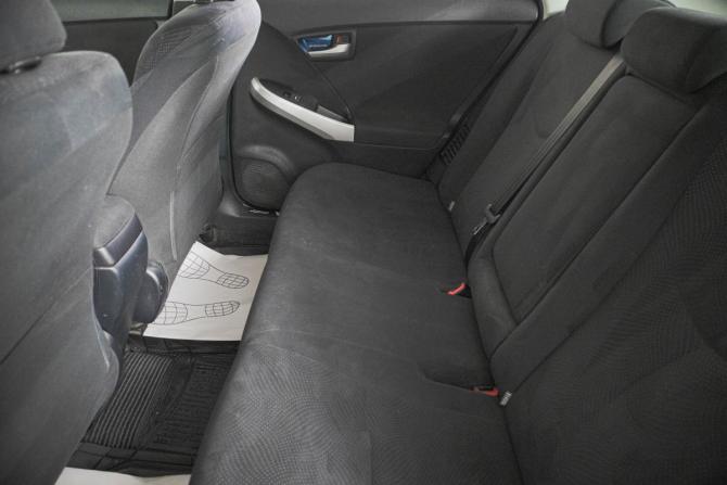 Toyota Prius III Рестайлинг (XW30) с пробегом 2012 года, цена 1 049 000 рублей, 187000 км, лифтбек, Автокод Объявления