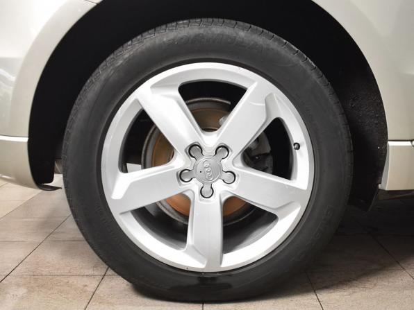 Audi Q5 I (8R) Рестайлинг с пробегом 2013 года, цена 1 549 999 рублей, 271834 км, внедорожник, Автокод Объявления