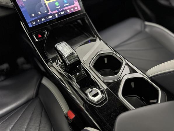 Geely Atlas II с пробегом 2024 года, цена 2 929 000 рублей, 39479 км, внедорожник, Автокод Объявления