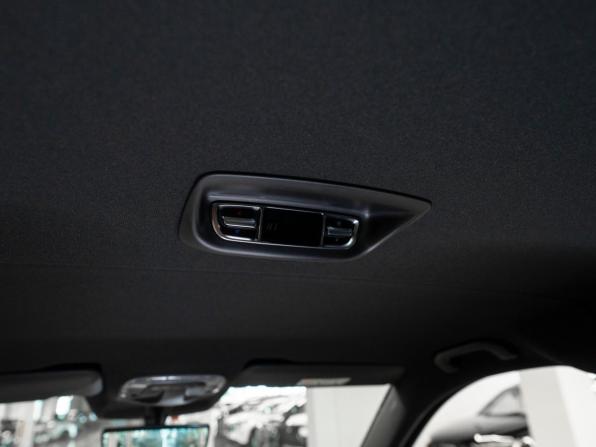 Mercedes-Benz V-Класс III (W447) Рестайлинг 2 с пробегом 2026 года, цена 14 250 000 рублей, 20 км, минивэн, Автокод Объявления