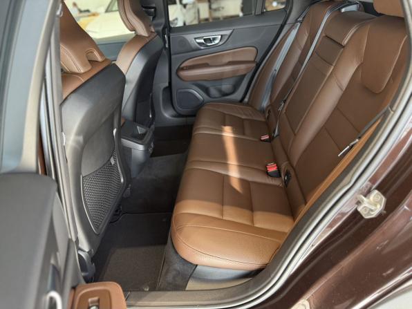 Volvo V60 Cross Country II с пробегом 2021 года, цена 3 990 000 рублей, 115000 км, универсал, Автокод Объявления