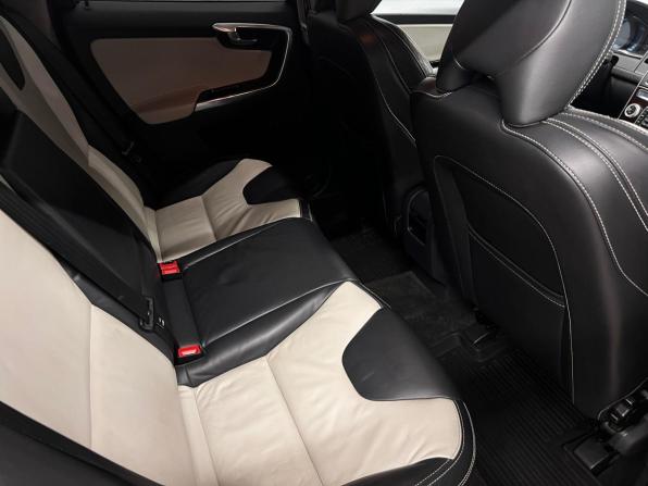 Volvo XC60 I Рестайлинг с пробегом 2014 года, цена 1 625 000 рублей, 261079 км, внедорожник, Автокод Объявления