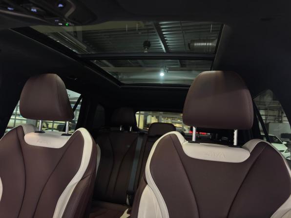 Geely Monjaro I с пробегом 2022 года, цена 3 389 000 рублей, 35100 км, внедорожник, Автокод Объявления