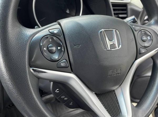 Honda Fit III Рестайлинг с пробегом 2018 года, цена 985 000 рублей, 104295 км, хэтчбек, Автокод Объявления