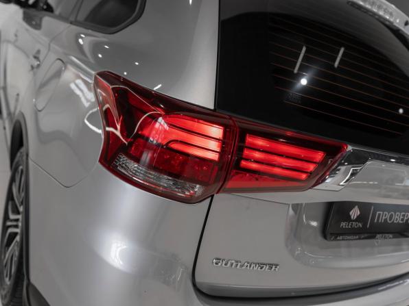 Mitsubishi Outlander III Рестайлинг 3 с пробегом 2021 года, цена 2 645 000 рублей, 47360 км, внедорожник, Автокод Объявления