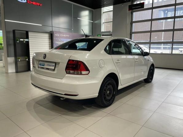 Volkswagen Polo V Рестайлинг с пробегом 2017 года, цена 910 000 рублей, 159274 км, седан, Автокод Объявления