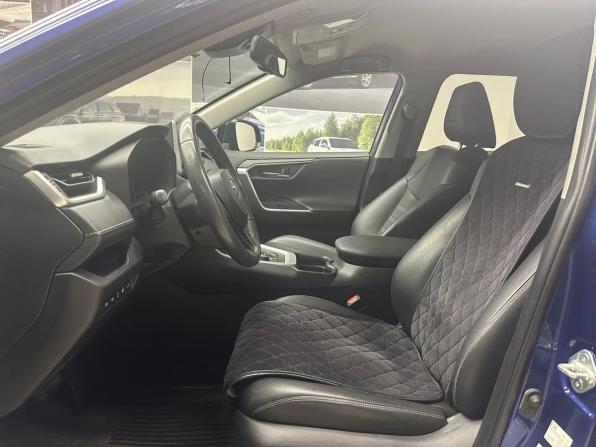 Toyota RAV4 V (XA50) с пробегом 2021 года, цена 3 075 000 рублей, 127000 км, внедорожник, Автокод Объявления