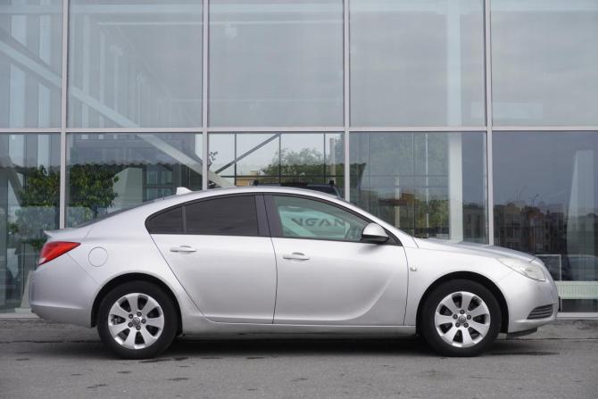 Opel Insignia I с пробегом 2012 года, цена 627 000 рублей, 188732 км, хэтчбек, Автокод Объявления