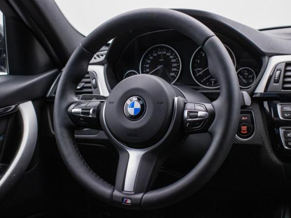 BMW 3 серии VI (F3x) Рестайлинг с пробегом 2018 года, цена 2 570 000 рублей, 131954 км, седан, Автокод Объявления