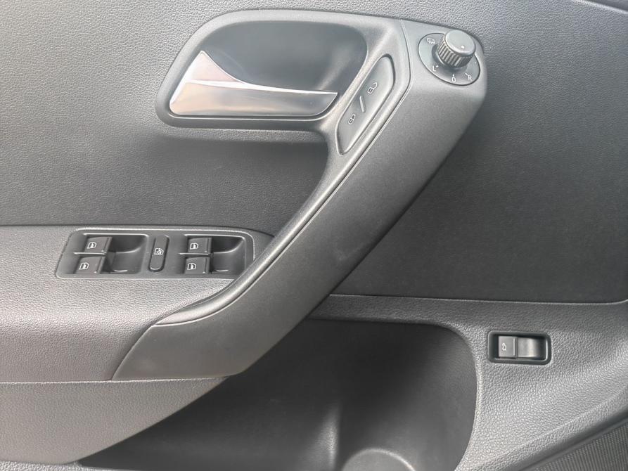 Volkswagen Polo V Рестайлинг Великие Луки  - изображение 9