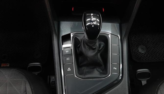 Volkswagen Tiguan II Рестайлинг с пробегом 2021 года, цена 2 460 000 рублей, 84173 км, внедорожник, Автокод Объявления