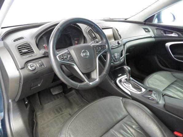 Opel Insignia I Рестайлинг с пробегом 2014 года, цена 1 380 000 рублей, 117646 км, универсал, Автокод Объявления